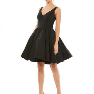 Mac Duggal Black Sleeveless Dress